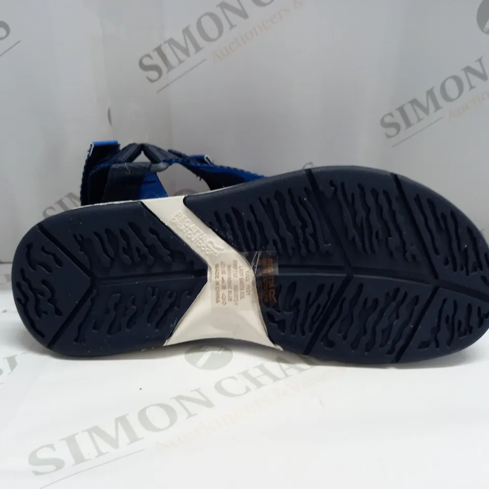 REGATTA LADY SANTA SOL SANDALS SIZE 5