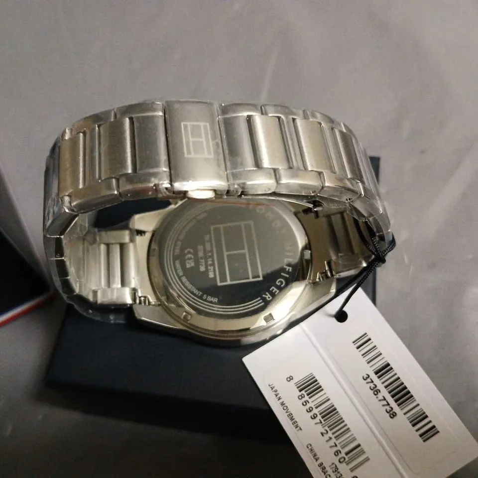 BOXED TOMMY HILFIGER ALL STAINLESS STEEL GENTS WATCH 