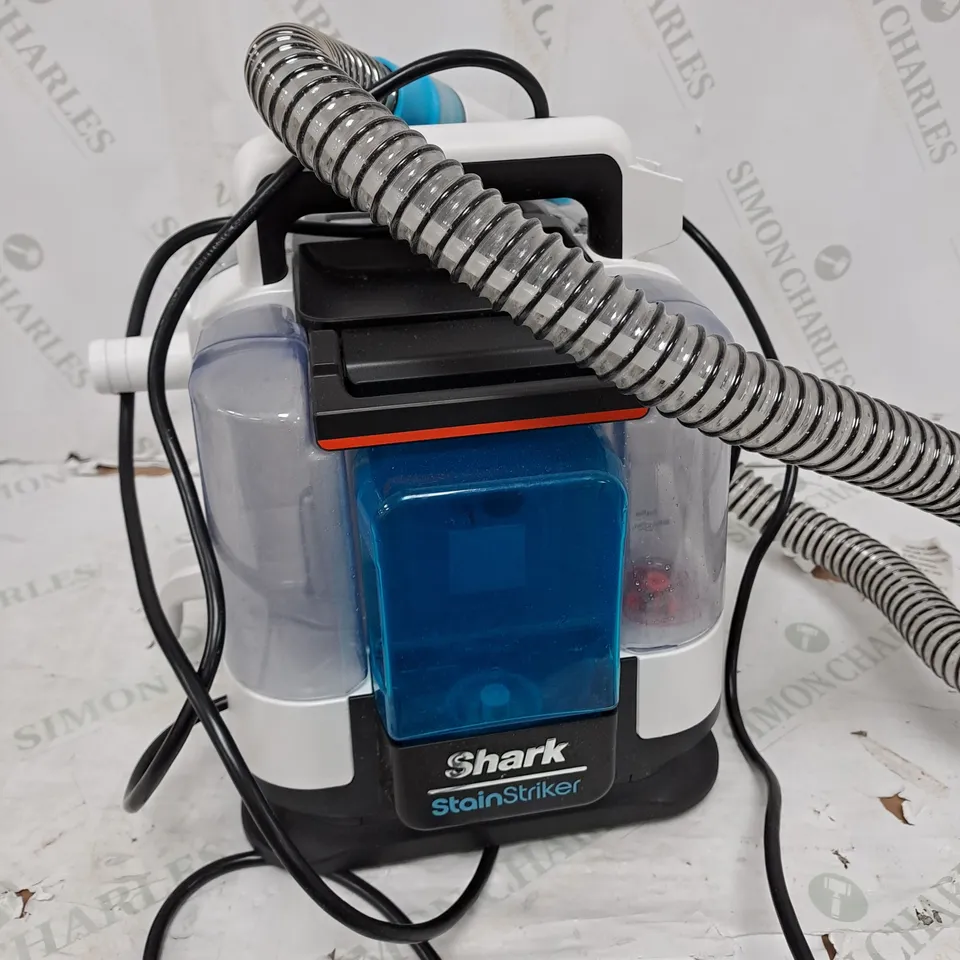 SHARK STAIN STRIKER PET SPOT CLEANER PX200UKT