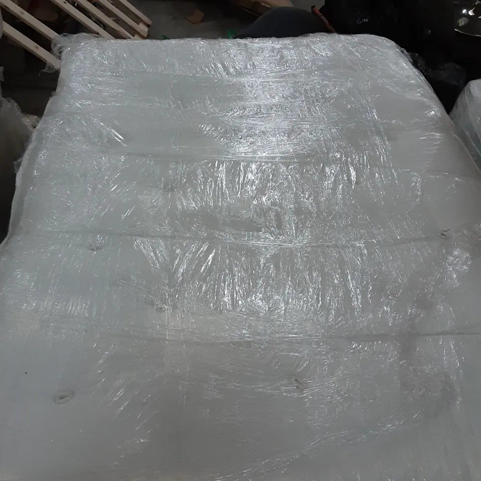 BAGGED AND ROLLED 4'6" DOUBLE SIZED POCKET SPRUNG 1000 MATTRESS