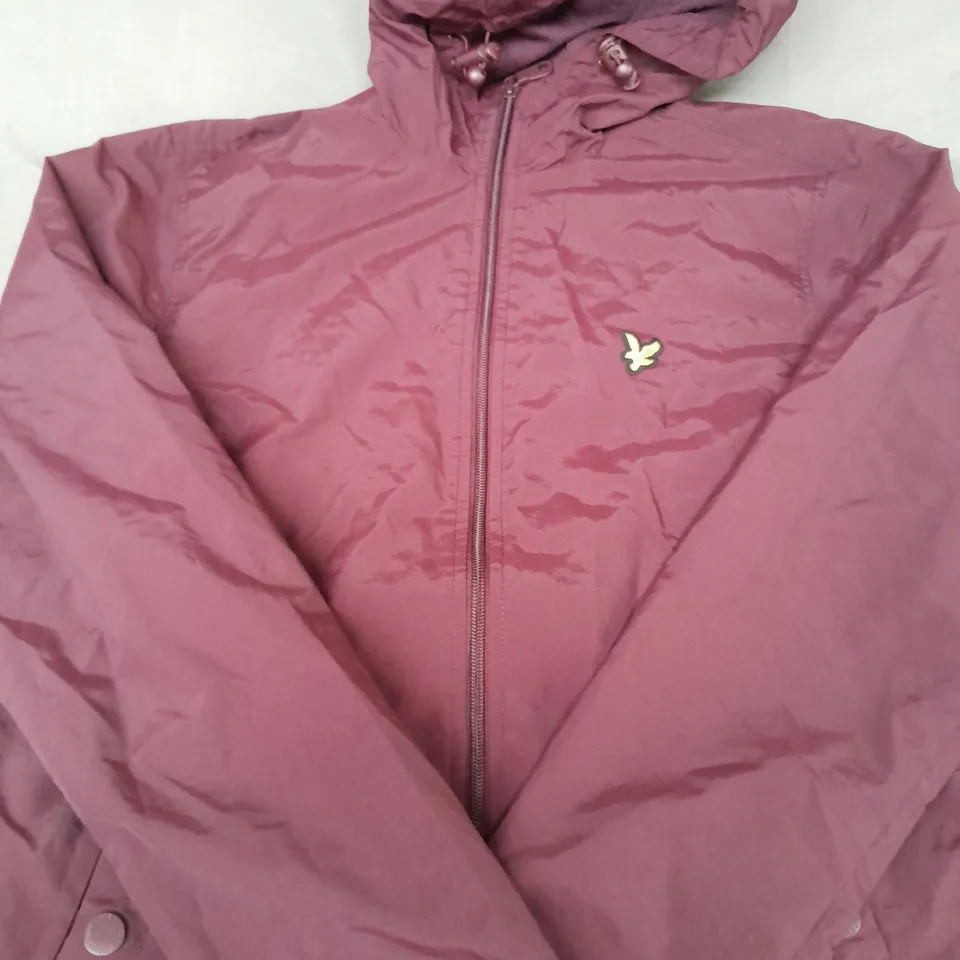 LYLE & SCOTT ZIP-THROUGH HOODED JACKET IN BURGUNDY SIZE XS