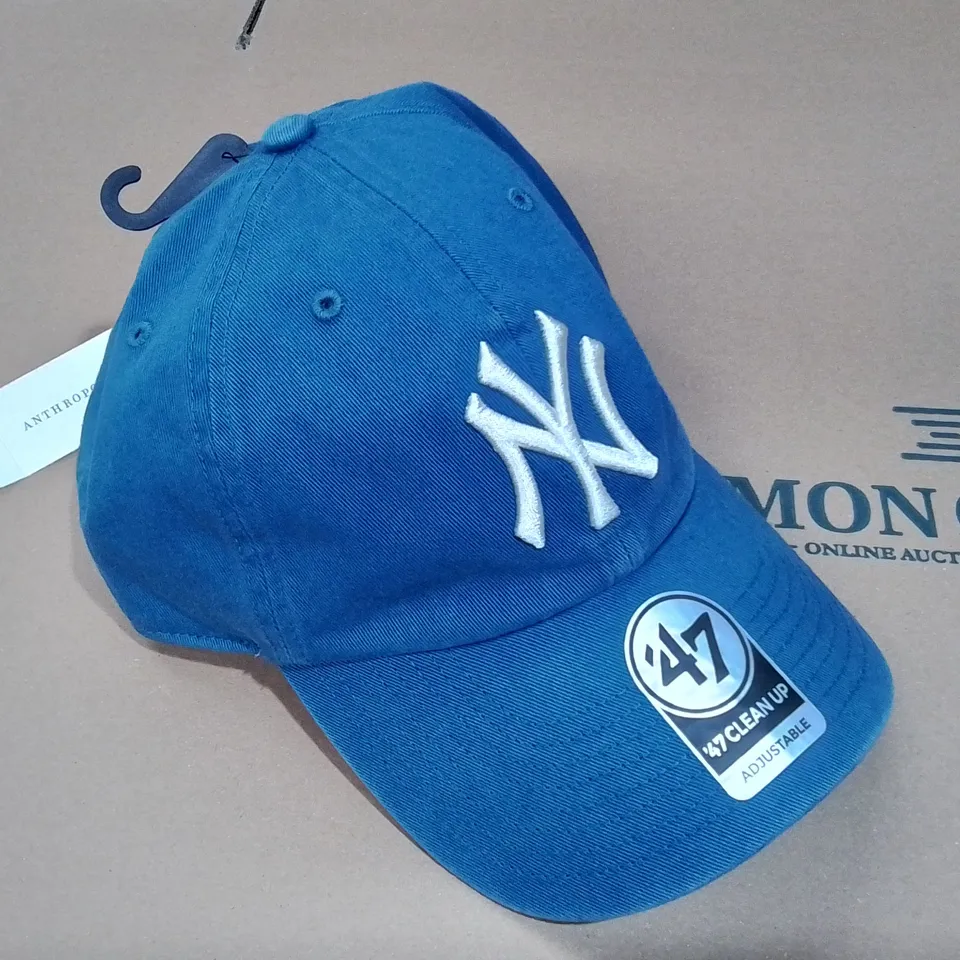 47 YANKEES CAP IN BLUE 