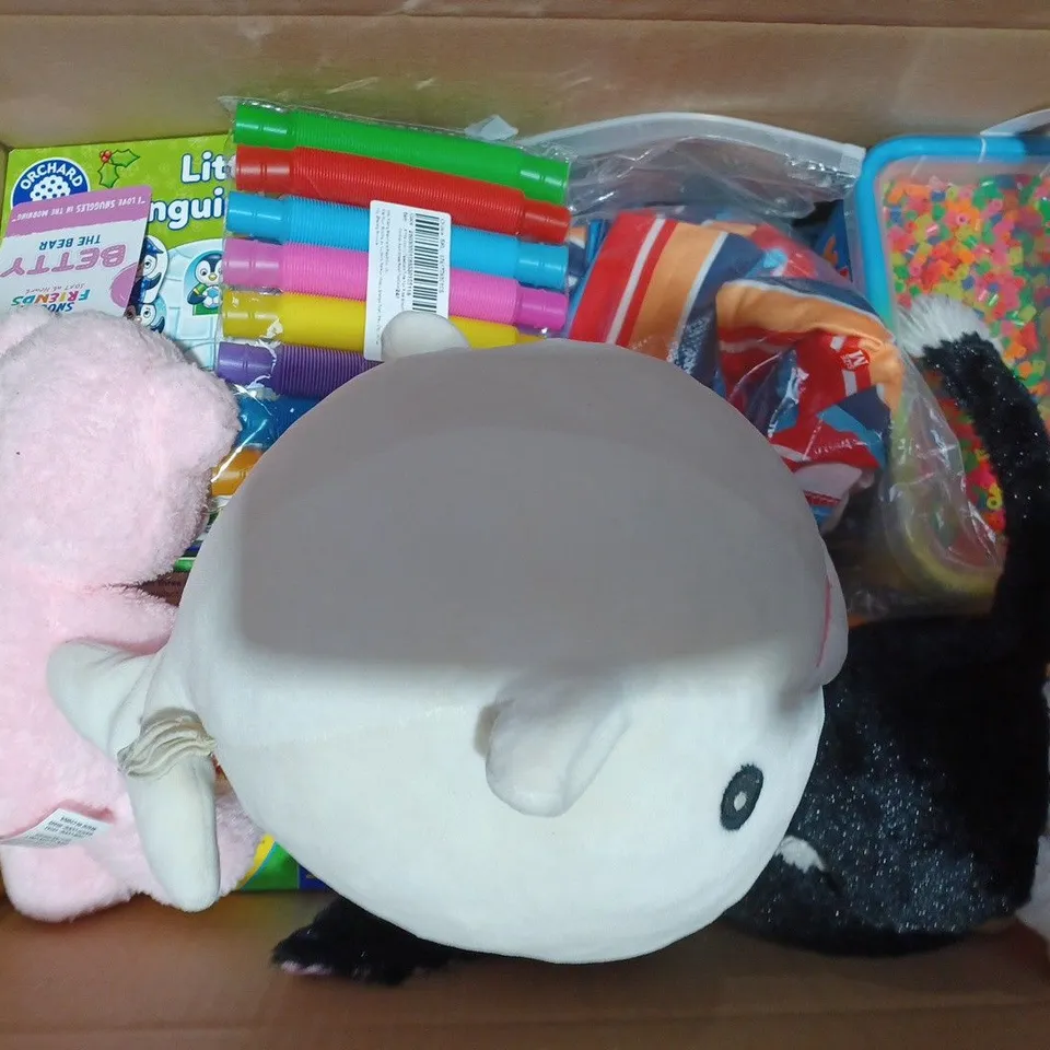 BOX OF APPROXIMATELY 15 ASSORTED TOYS AND GAMES TO INCLUDE PULL BACK & GO STREET RACERS, AINIV FAST PUSH PUZZLE GAME, ORCHARD TOYS PUDDINGS AND PIES, ETC