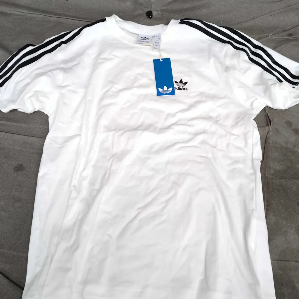 ADIDAS 3 STRIPE TEE IN WHITE - UK MEDIUM