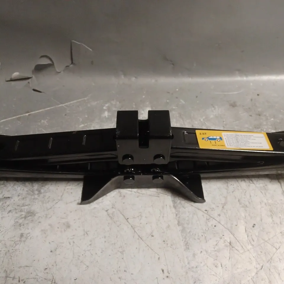 UNBRANDED CAR JACK IN BLACK