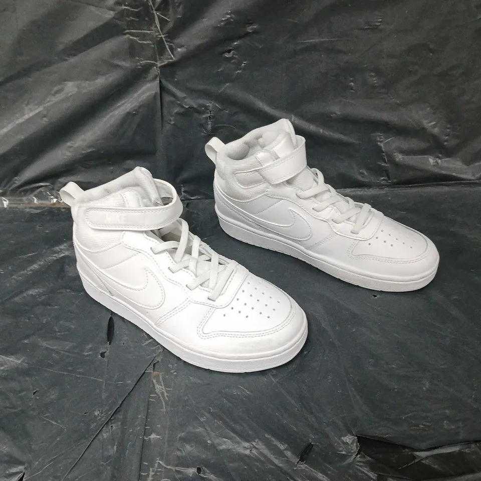 UNBOXED PAIR OF NIKE MID COURT WHITE UK 5 