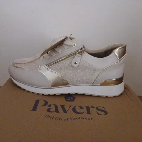 PAVERS WOMEN’S WHITE TRAINERS WITH GOLD METALLIC ACCENTS – BOXED SIZE 6