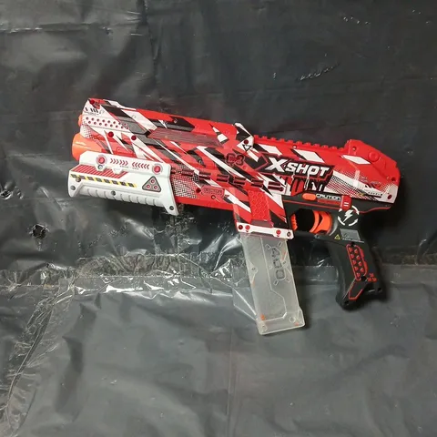 X-SHOT HYPER GEL SHOOTER IN RED