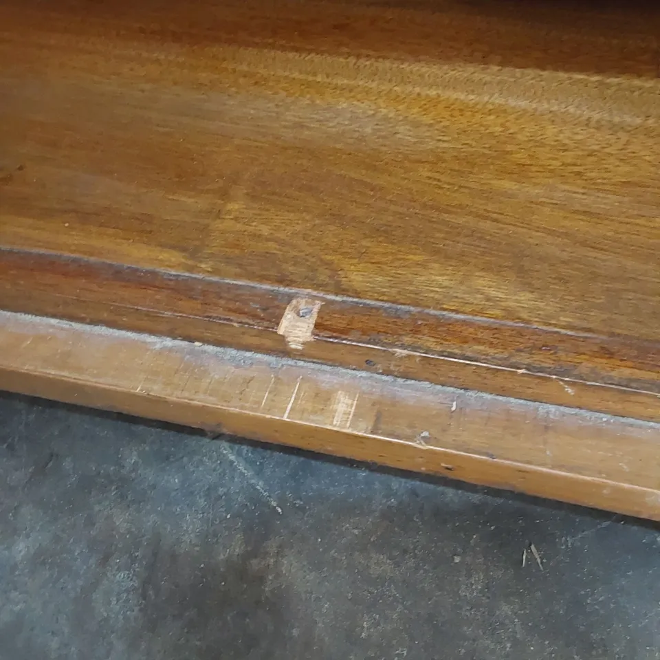 ANTIQUE MID-20TH CENTURY STYLE CABINET 