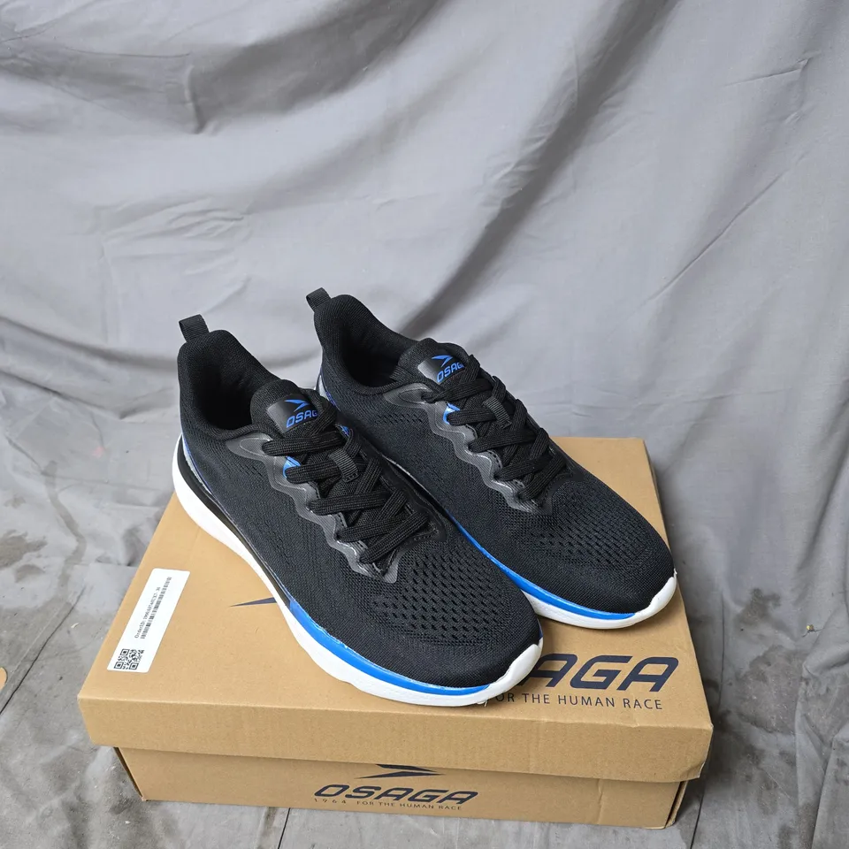 OSAGA MEN'S RUNNING SHOES – BLACK WITH BLUE ACCENTS SIZE 42