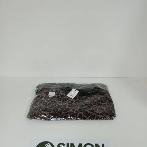 A BOX OF APROXIMATELY  15 TAMSY LEOPARD PRINT SHAWLS
