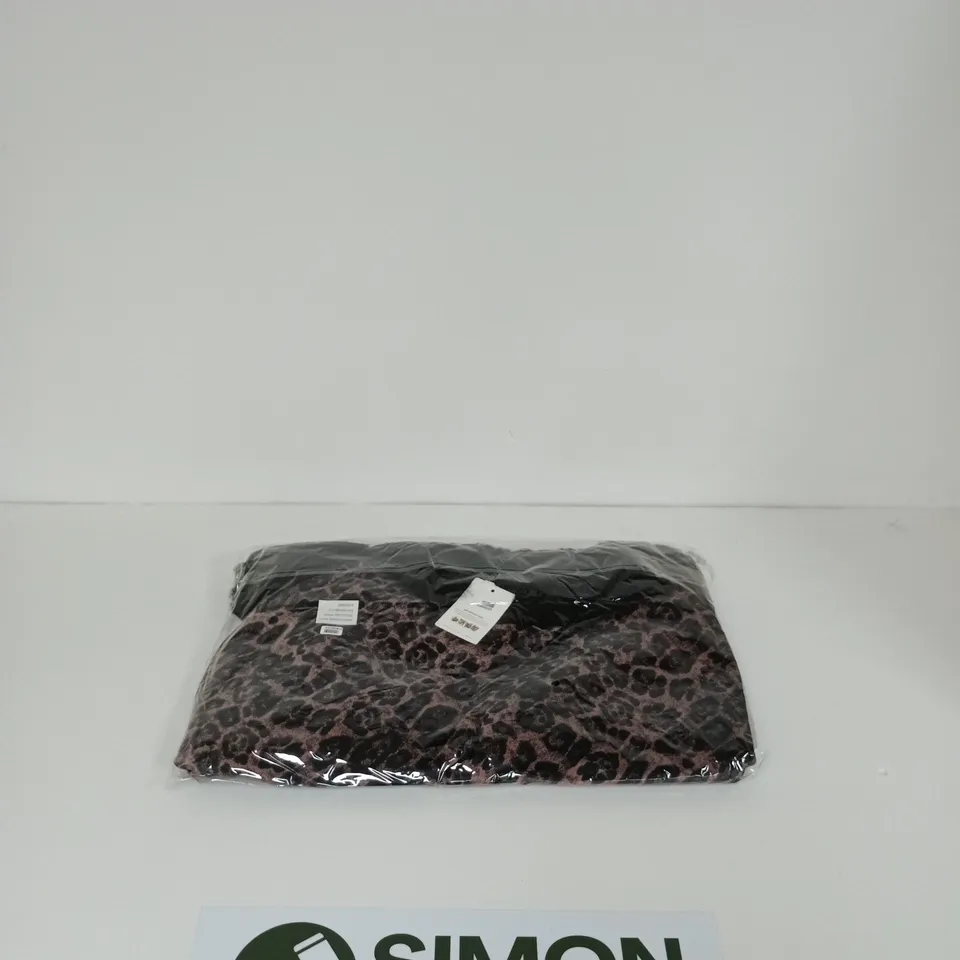 A BOX OF APROXIMATELY 15 TAMSY LEOPARD PRINT SHAWLS
