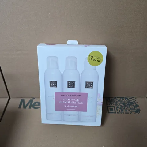 BODY WASH FOAM SENSATION – 3 × 200 ML VALUE SET