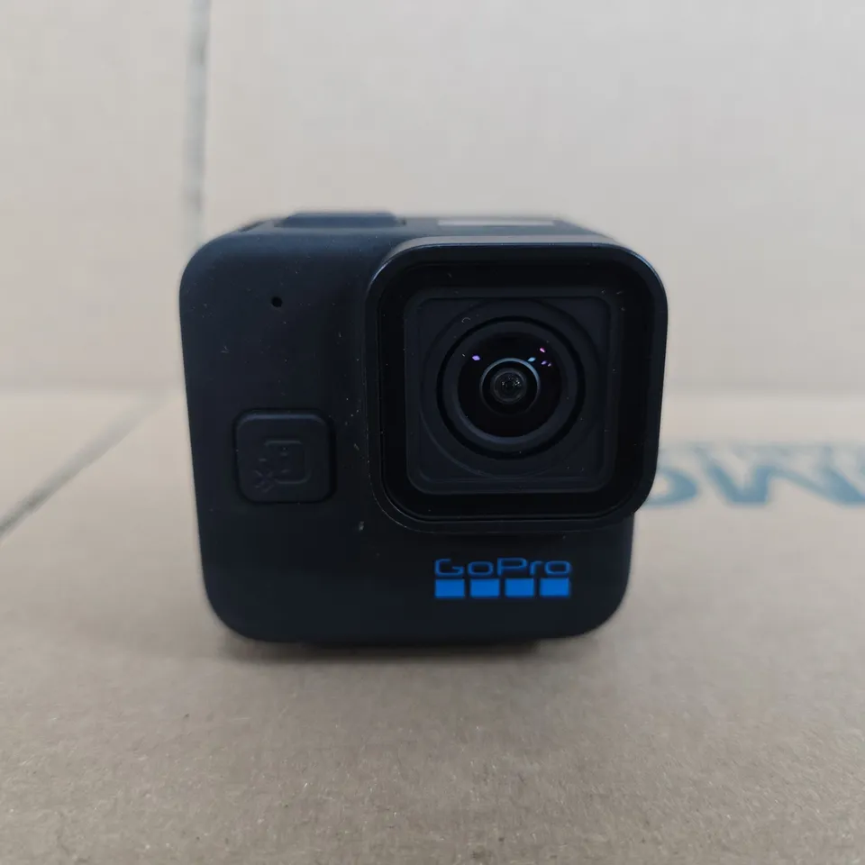 GOPRO HERO11 BLACK MINI ACTION CAMERA