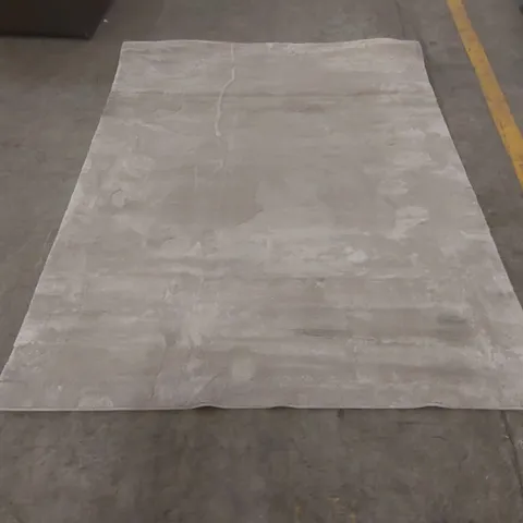 QUALITY DESIGNER AREA RUG - APPROXIMATELY 225 x 160cm