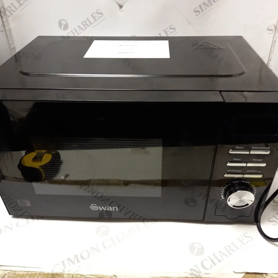SWAN 20L 700W DIGITAL MICROWAVE RRP £64
