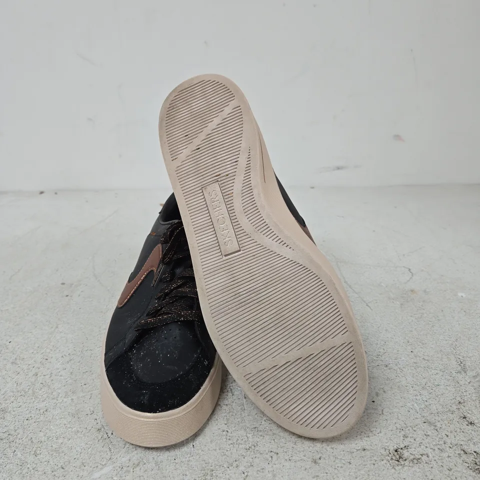 SKECHERS BLACK TRAINERS WITH ROSE-GOLD S LOGO UK SIZE 7