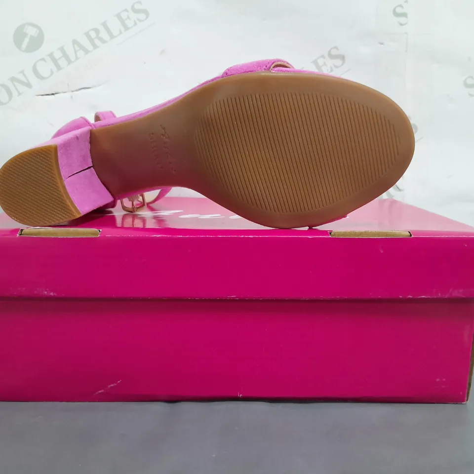BOXED PAIR OF ANKIS OPEN TOE BLOCK HEEL SANDALS IN PINK UK SIZE 3