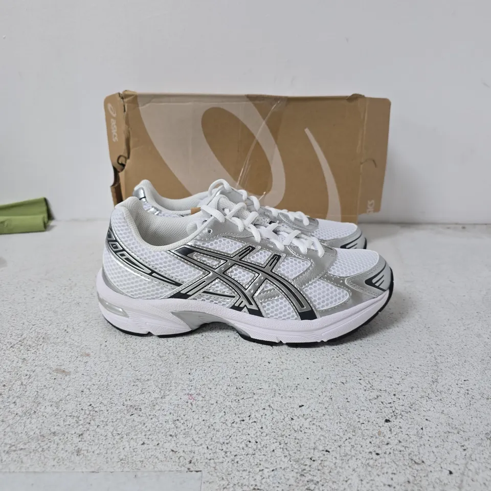 ASICS GEL-1130 TRAINERS – WHITE/SILVER, UK 5 (US 6) – BOXED