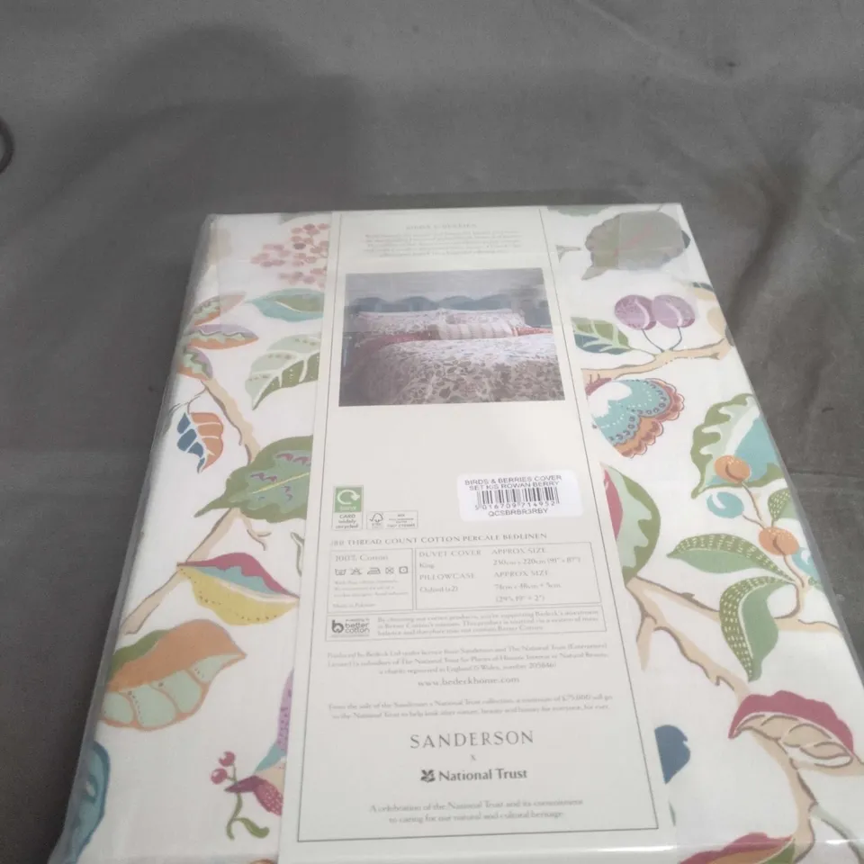 SANDERSON X NATIONAL TRUST BIRDS & BERRIES DUVET COVER SET – KING SIZE