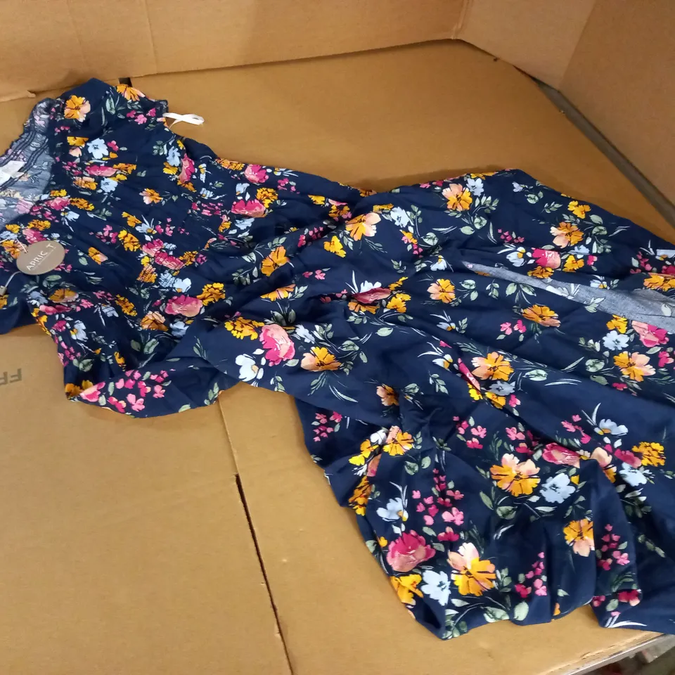 APRICOT BRIGHT FLORAL MILKMAID DRESS - L