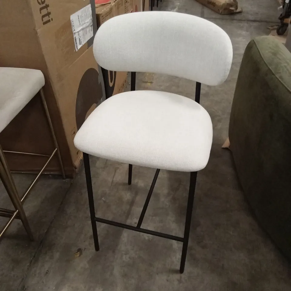 BOXED SET OF 2 DANETTI CREE BLACK FRAME CREAM TEXTURED CHENILLE BARSTOOLS (2 BOXES)
