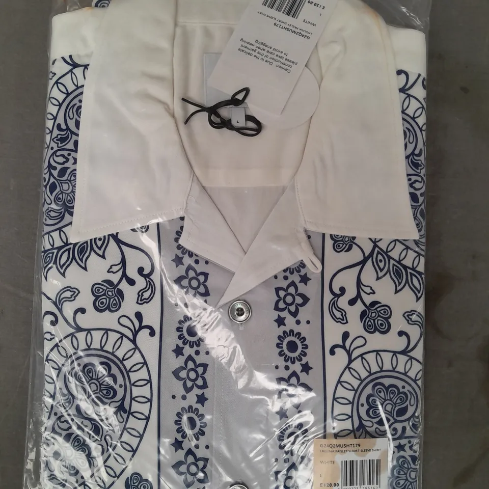 PRETTY GREEN LAGUNA PAISLEY SHORT SLEEVE SHIRT IN WHITE/BLUE SIZE LARGE