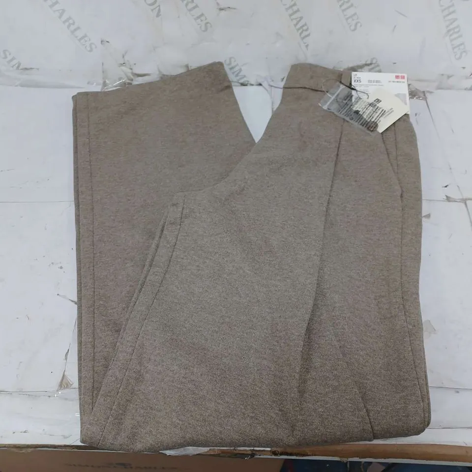 UNIQLO WOMENS BRUSHED JERSEY PLEATED WIDE TROUSERS IN BEIGE XXS