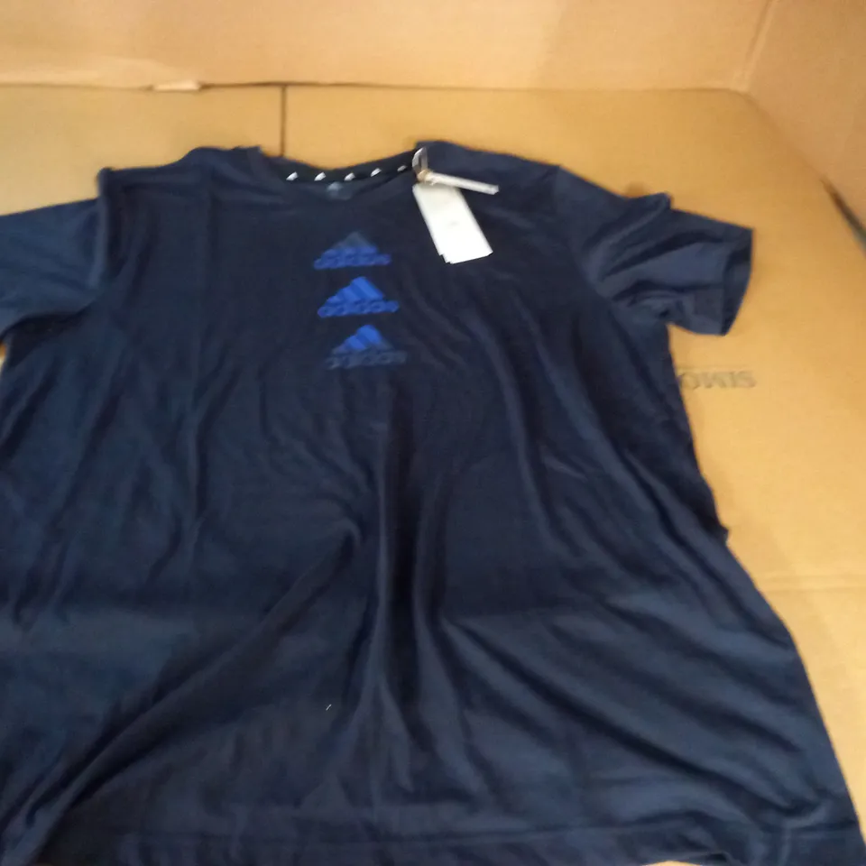 ADIDAS NAVY D2M LOGO T-SHIRT - XL