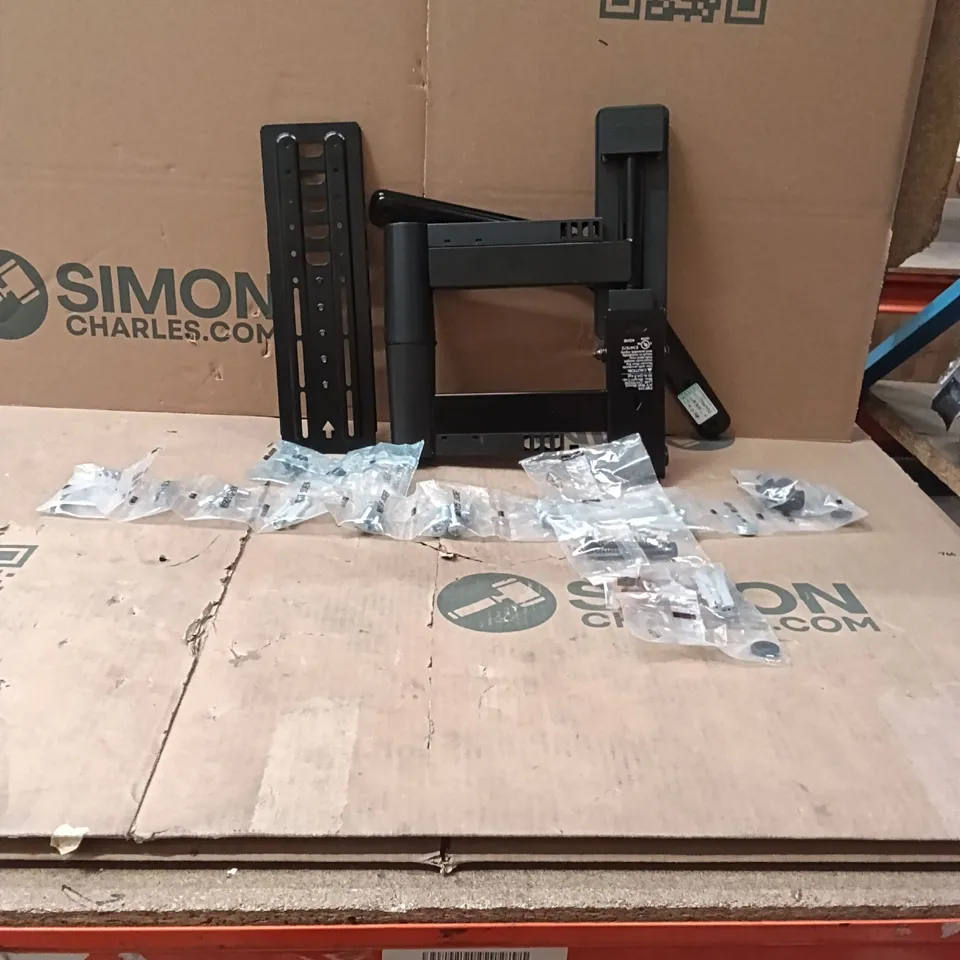 BOXED SANUS FMF319-B2 FULL MOTION 32-55 INCH TV BRACKET