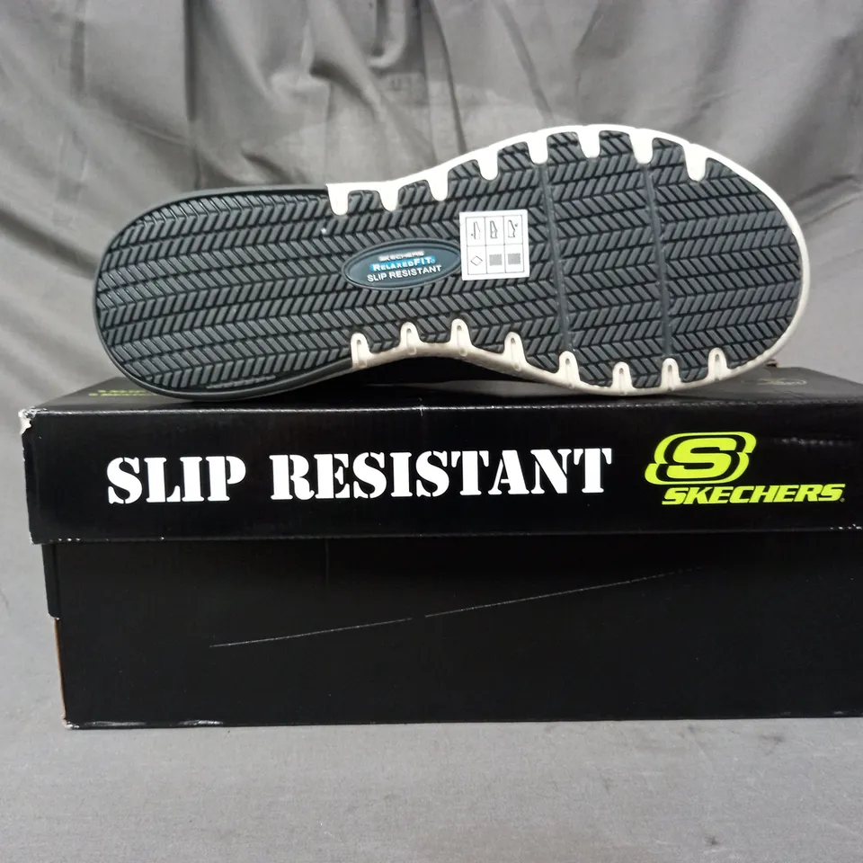BOXED PAIR OF SKECHERS TRAINERS IN CHARCOAL SIZE 6
