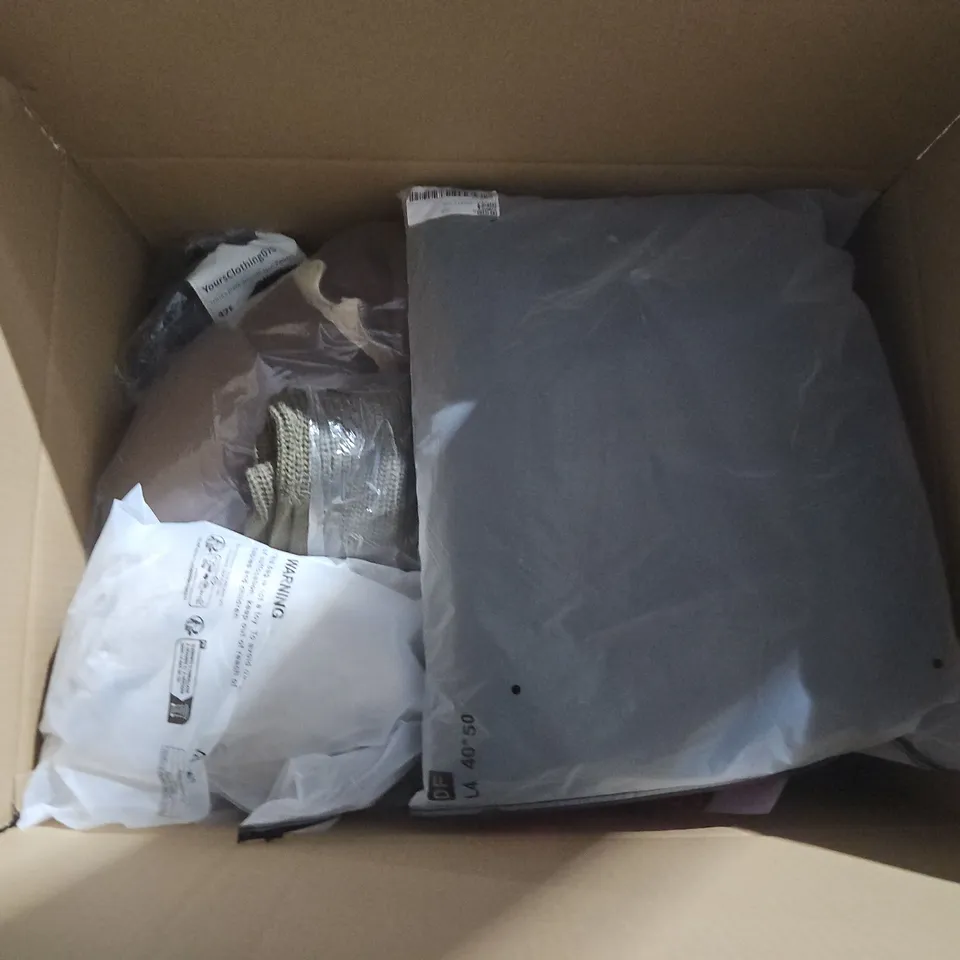 LARGE BOX OF APPROXIMATELY 25 ASSORTED CLOTHING ITEMS IN VARIOUS COLOURS, STYLES AND SIZES - COLLECTION ONLY