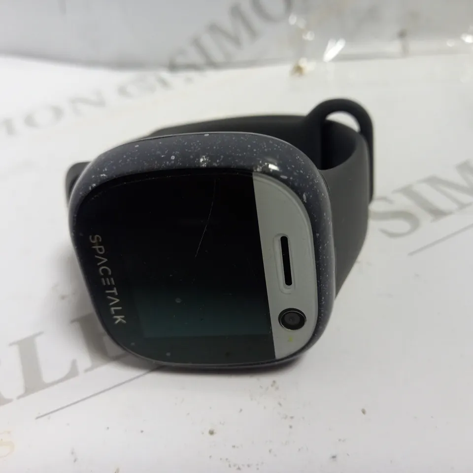 SPACETALK ADVENTURER SMART WATCH FOR KIDS - GREY WITH RUBBER STRAP