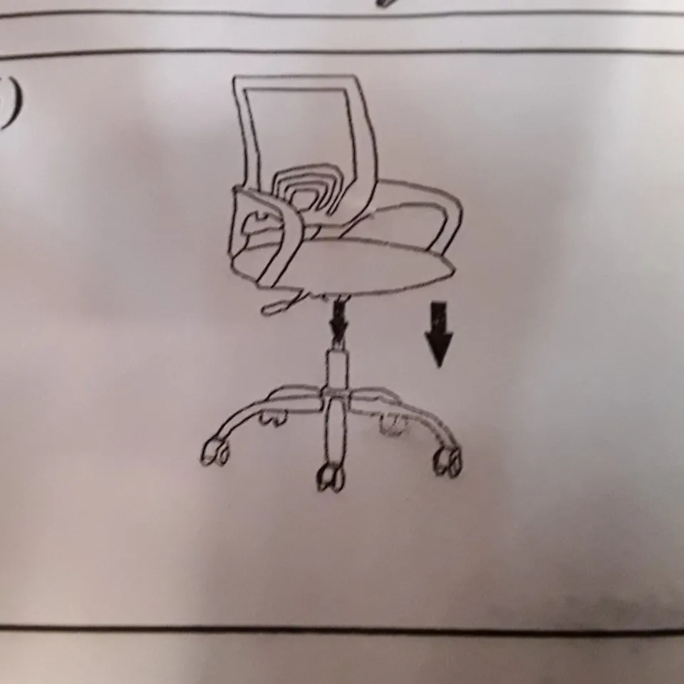 BOXED MESH ADJUSTABLE SWIVEL HOME OFFICE CHAIR WITH CHROME ＆ WHEELS