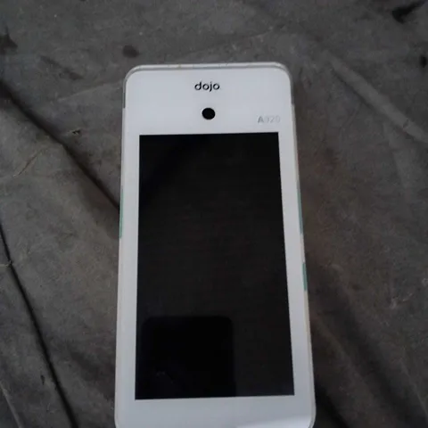 DOJO A920 CARD READER – WHITE