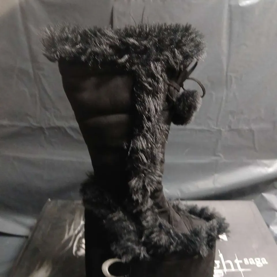 BOXED PAIR OF KOI LA PUSH CRESCENT PLATFORM FAUX FUR LONG BOOTS – BLACK (UK 3)