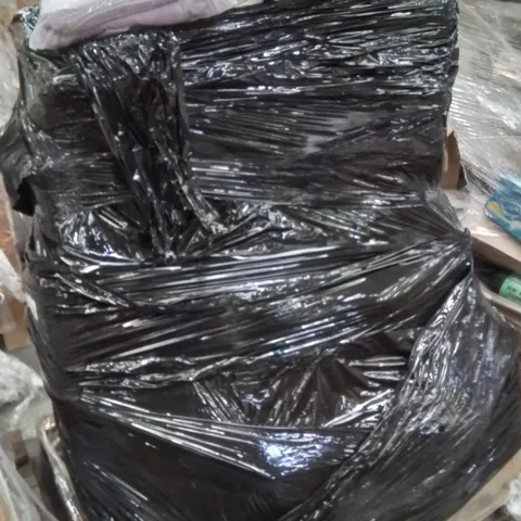PALLET CONTAINING LARGE AMOUNT OF MAGNETIC WHITEBOARD PLANNERS, RUCKSACKS, LUGGAGE CASES ETC.
