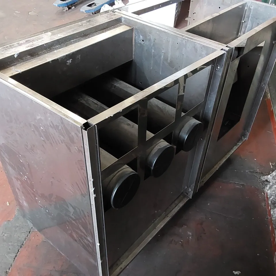 VIZU STAINLESS STEEL FAST SERVE CHIP DUMP WITH WIDE CUP 3 MODULE