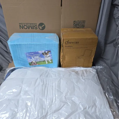 CAGE OF APPROXIMATELY 8 ASSORTED HOUSEHOLD ITEMS TO INCLUDE - PILLOW - PUPPY PADS AND A SMALL DUSTBIN - COLLECTION ONLY