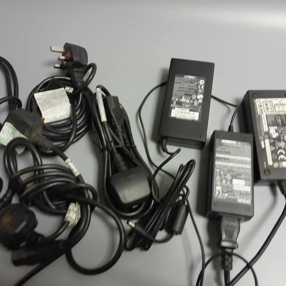 LOT OF ASSORTED CHARGERS AND KETTLE LEADS
