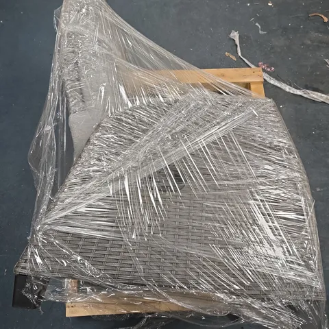 RECLINING OUTDOOR GARDEN LOUNGE CHAIR