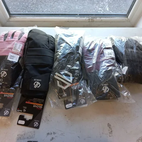 FIVE PAIRS OF ASSORTED BRAND NEW DARE2B GLOVES
