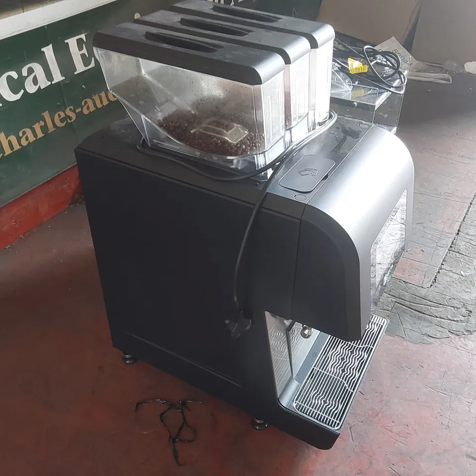 EVOCA KALEA PLUS COMMERCIAL COFFEE MACHINE WITH VITRIFRIGO MILK CHILLER
