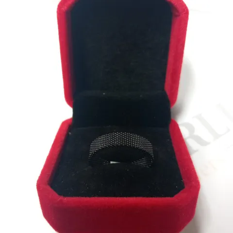 BERING BLACK BROAD MESH INNER RING SIZE 7