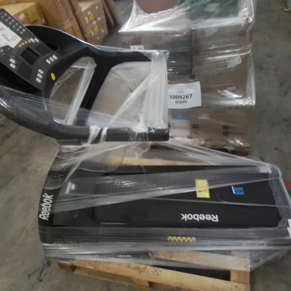 REEBOK RE1-11820BK ZR8 TREADMILL