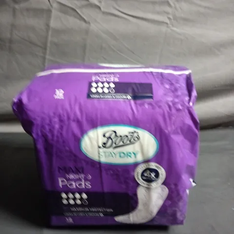BOX OF 3 MAXI NIGHT PADS - X12 PER PACK