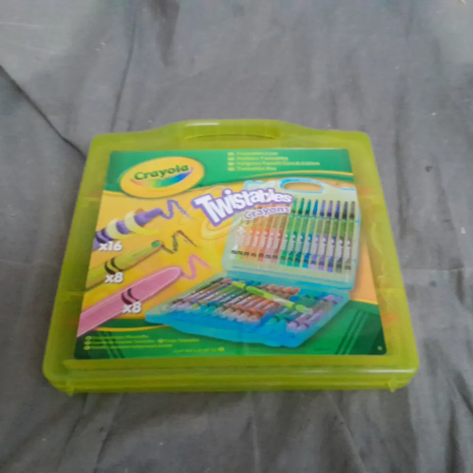 CRAYOLA TWISTABLE CASE 