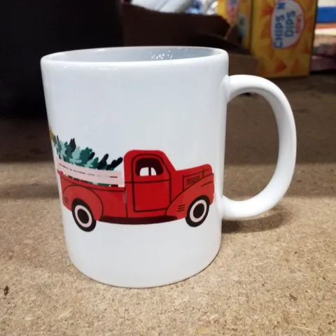 MERRY CHRISTMAS FESTIVE TRUCK CERAMIC CLASSIC MUG