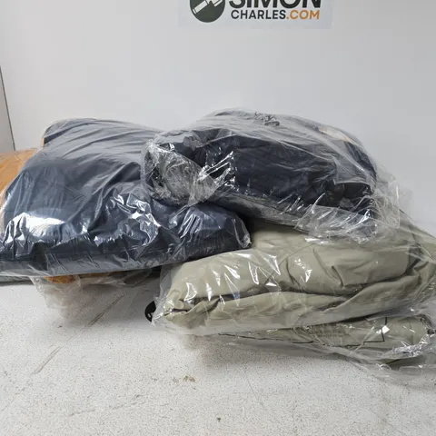 BOX OF APPROXIMATELY 6 ASSORTED BRAND NEW REGATTA CLOTHING ITEMS IN VARIOUS STYLES, COLOURS AND SIZES 