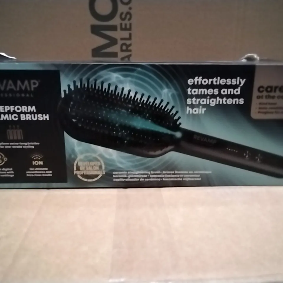 BOXED REVAMP PROFESSIONAL DEEPFORM CERAMIC BRUSH BR-2000X-GB